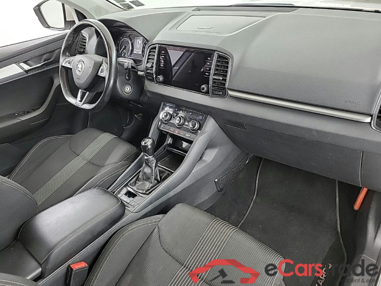 SKODA Karoq 1.5 TSI ACT Greentech Ambition Business 5D 110kW #6