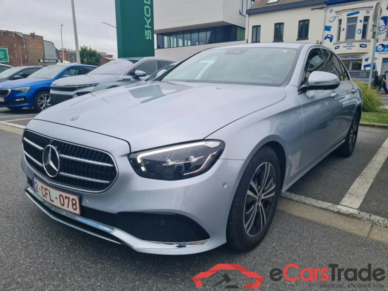 MERCEDES-BENZ E-CLASS BERLINE 1.6 E 200 D AUTO LUXURY LINE #1