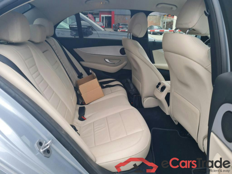 MERCEDES-BENZ E-CLASS BERLINE 1.6 E 200 D AUTO LUXURY LINE #6