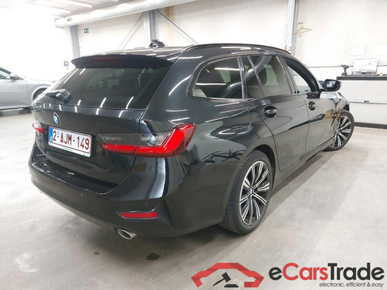 BMW - BMW 3 TOURING 318dA 136PK Business Edition Advantage & Pack Travel & Pack Business & PDC Front & Rear #2