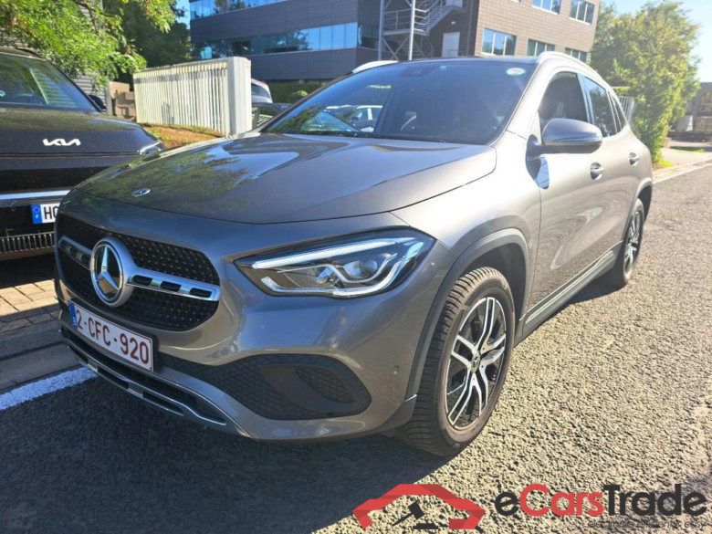 MERCEDES - MER GLA 250e 218PK DCT Business Solution Luxury & Smartphone Integration * HYBRID * #1