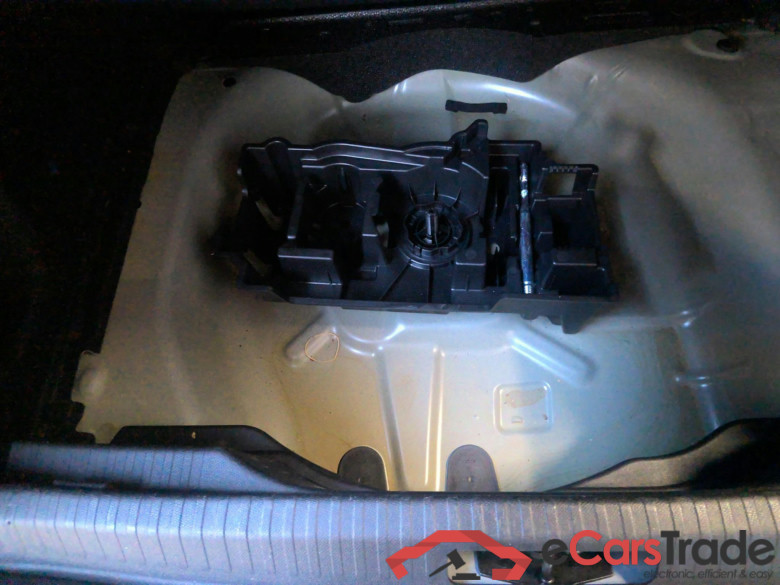 Citroen C4 1.2 PureTech Mild-Hybrid Plus 145Hp Aut. LED Virtual Navi 1/2 Leather Camera Klima PDC … #6