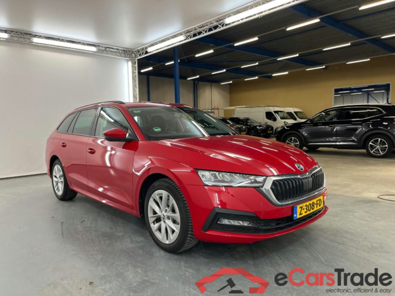 SKODA OCTAVIA COMBI 1.0tsi mhev e-tec business edition 81kW dsg-7 aut  #2