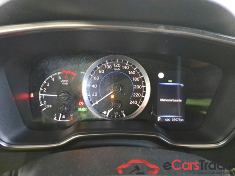 TOYOTA COROLLA / 2019 / 5P / BERLINA 1.8 HYBRID ACTIVE #4