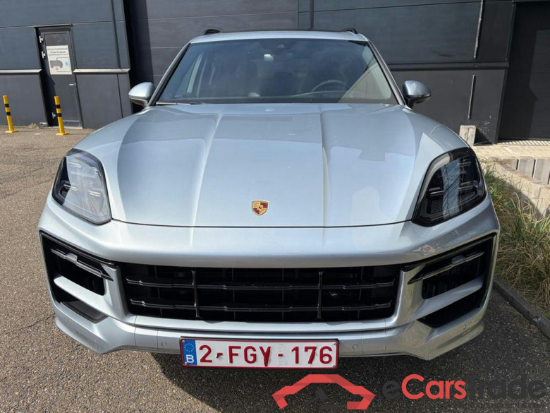 PORSCHE Cayenne (MY24) #3