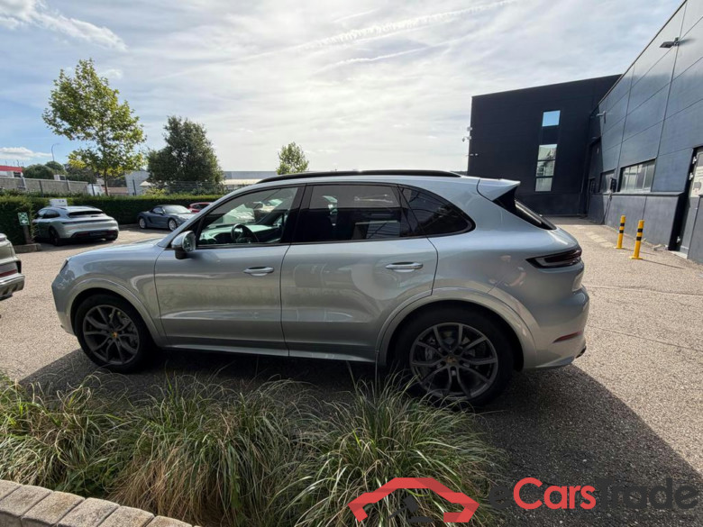 PORSCHE Cayenne (MY24) #4