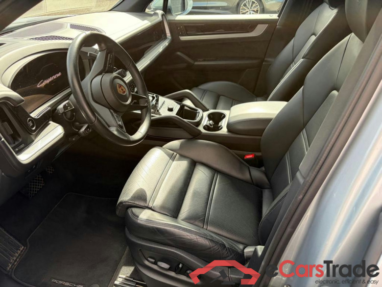 PORSCHE Cayenne (MY24) #5