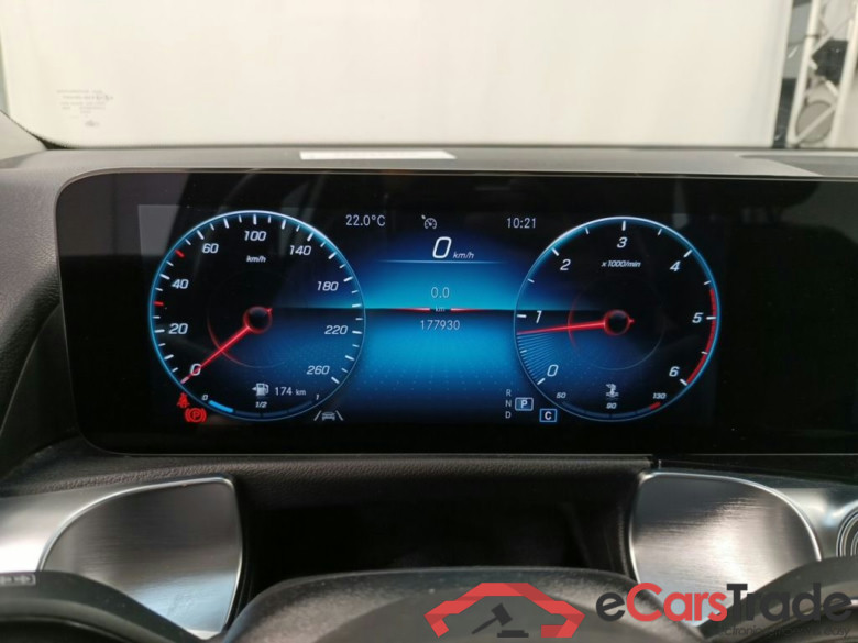 Mercedes-Benz GLB GLB 180 d Business Solution 5d #6