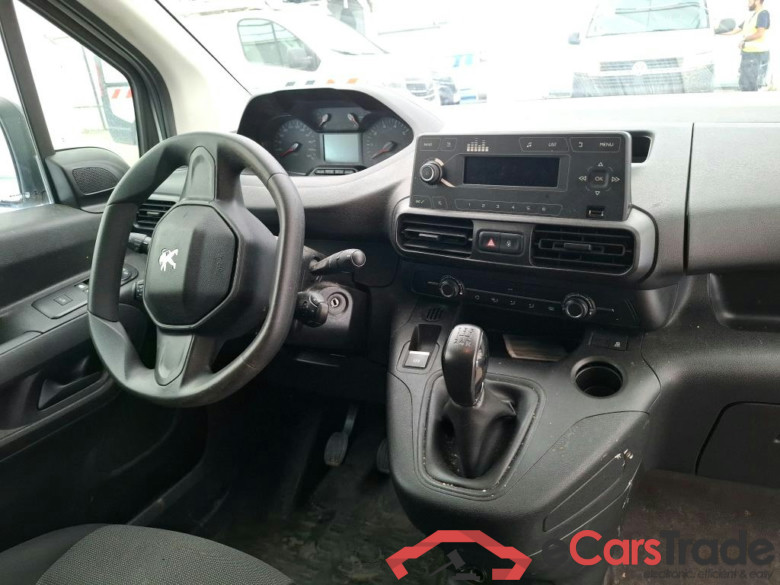 PEUGEOT Partner / 2018 / 4P / Fourgonnette BHDI 100 S&S STANDARD 1000KG PREMIUM #5