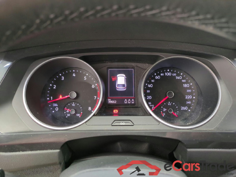 VOLKSWAGEN Tiguan / 2020 / 5P / SUV 1.5 TSI 150 DSG7 Life Busines #6