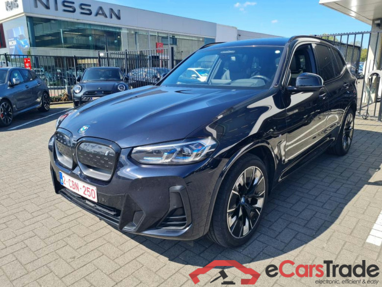 BMW IX3 80KWH AUTO