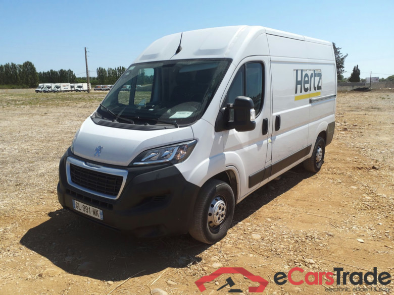 PEUGEOT Boxer PEUGEOT Boxer 2.2 HDI 130 335 L2H2 3.5T 2.2 HDI 140 BVM + Nav + camera recul + grip control