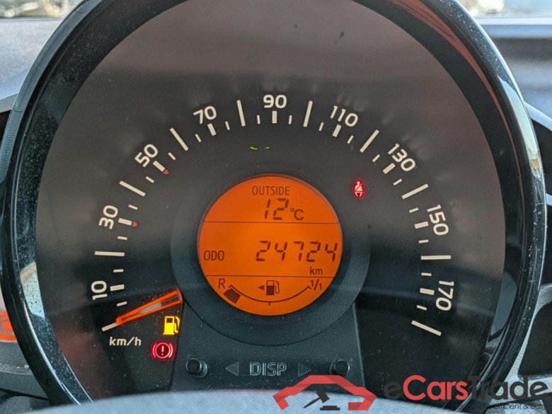 PEUGEOT 108 1.0 e-VTi Allure #6