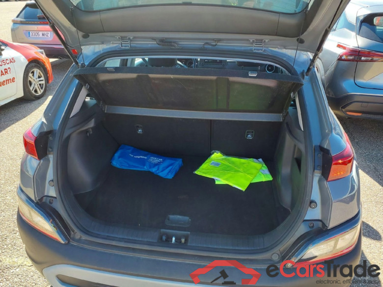 HYUNDAI Kona / 2020 / 5P / todoterreno 1.0 TGDI Klass 4X2 #6