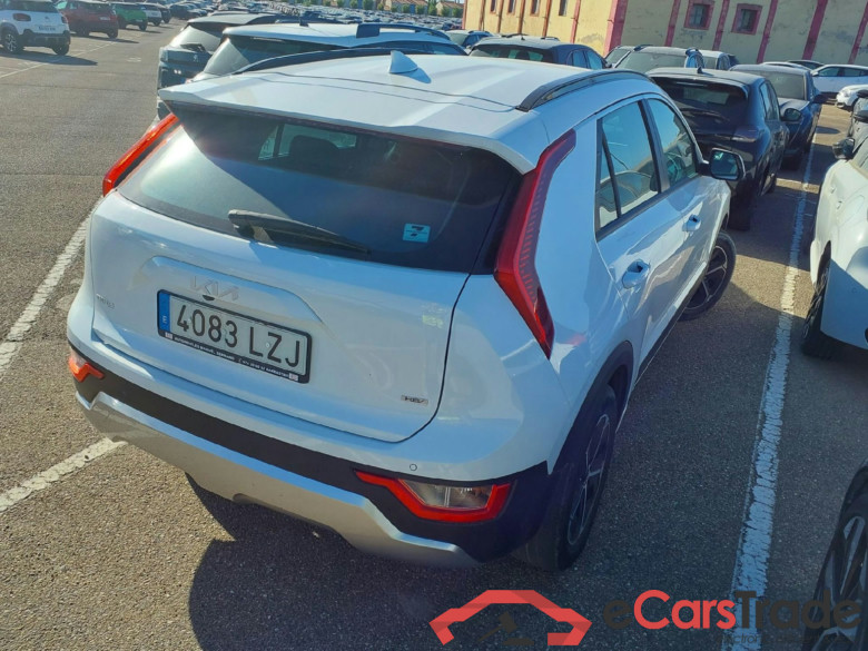 KIA Niro / 2022 / 5P / crossover 1.6 GDi HEV 104kW (141CV) Concept #2