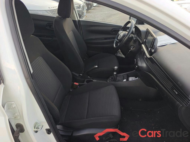 HYUNDAI i20 / 2020 / 5P / berlina con portón 1.2 MPI Klass #6