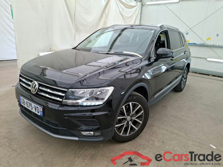VOLKSWAGEN Tiguan Allspace / 2017 / 5P / SUV 2.0 TDI 150 DSG7 Confortline Business #1