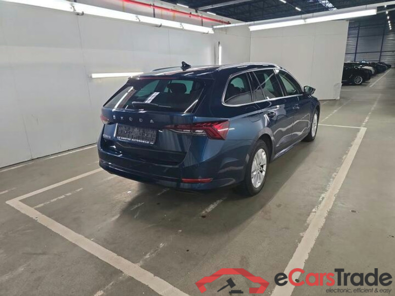 Skoda Octavia Combi Octavia Combi 2.0 CRTDI Ambition 85kW/115pk  5D/P Man-6 #4