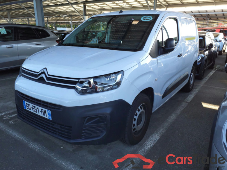 CITROËN Berlingo  CITROËN Berlingo  VAN M 950 HDI 100 BVM6 + PACK CHANTIER + CABINE EXTENSO +ECRAN 8 POUCES + CAMERA RECUL