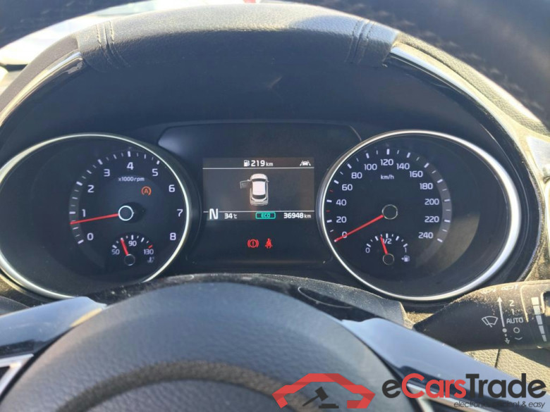KIA XCeed / 2019 / 5P / todoterreno 1.5 MHEV iMT Tech 118kW (160CV) #4