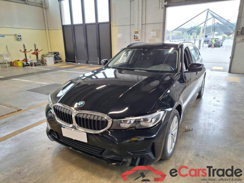 BMW SERIE 3 / 2018 / 5P / STATION WAGON 316D 48V TOURING AUTO #1