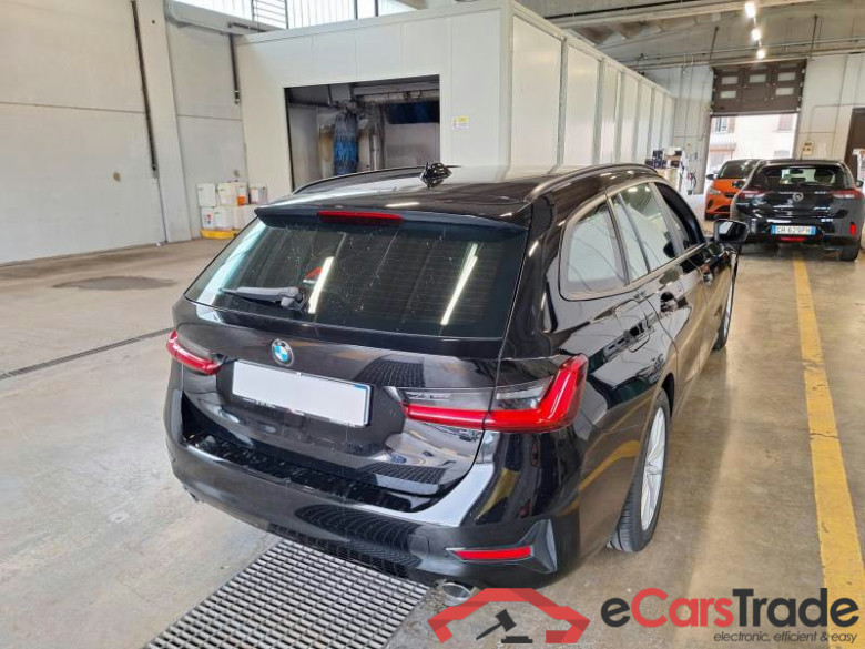 BMW SERIE 3 / 2018 / 5P / STATION WAGON 316D 48V TOURING AUTO #2