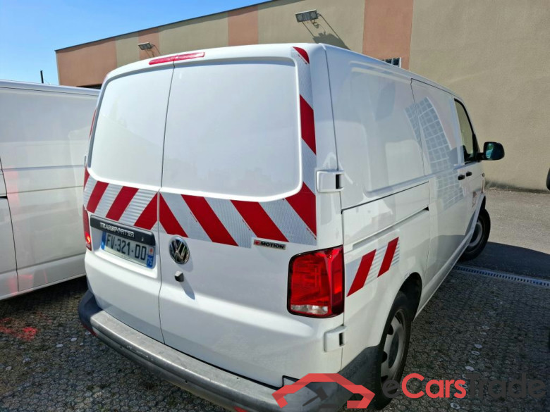 VOLKSWAGEN Transporter / 2019 / 4P / Fourgon tôlé 2.0 TDi 150 4MO L1H1 Business Line #3