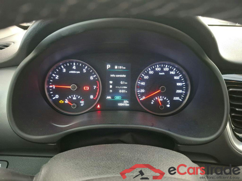 KIA Stonic / 2020 / 5P / SUV 1.0 T-GDI 120 MHEV ACTIVE DCT7 #6