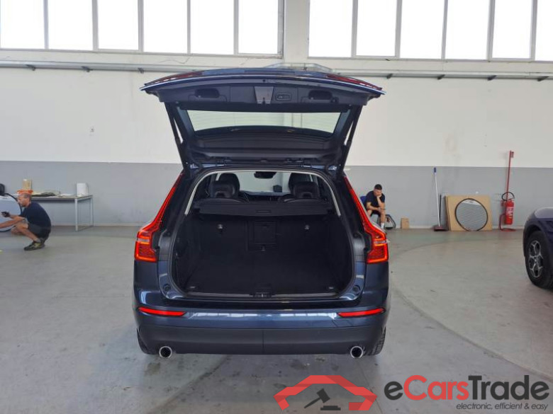 VOLVO XC60 / 2017 / 5P / SUV (V.M.)B4 AWD Geartr. Business Plus #5