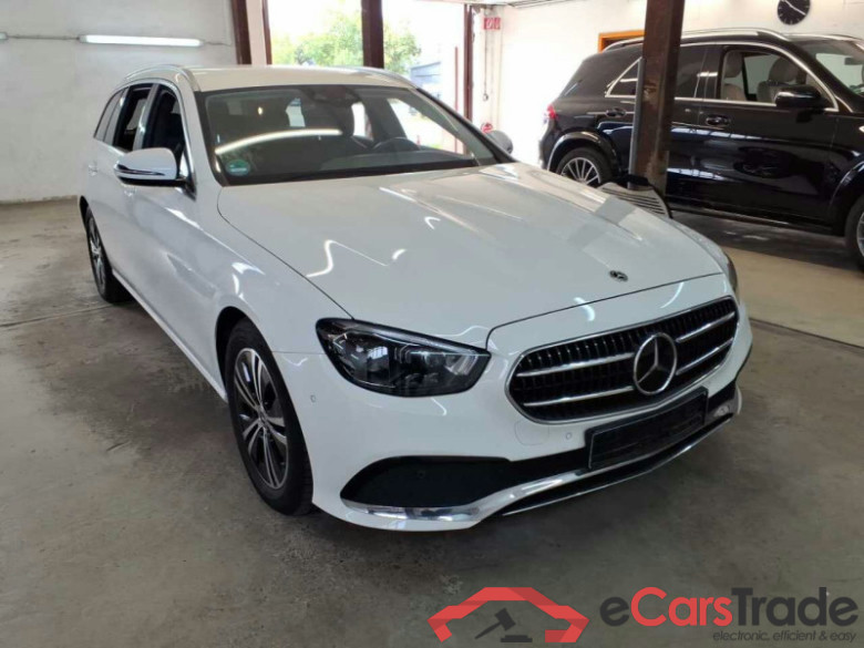 Mercedes-Benz E 220d 