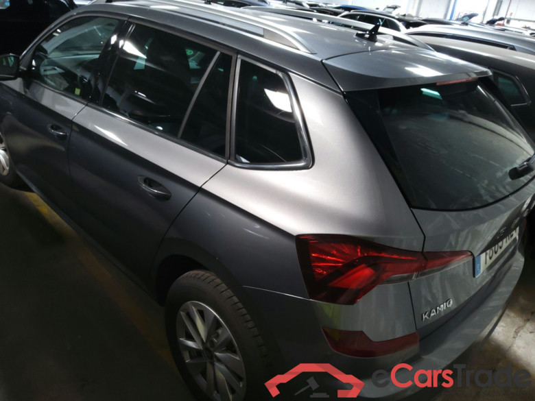 SKODA Kamiq 1.0 TSI 85 kW (115 CV) Manual 6 vel. Selection(Winterpack) #2