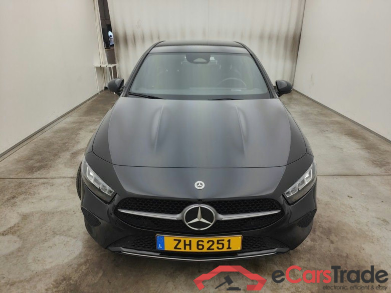 Mercedes-Benz Classe A A 180 Business Line 5d #5
