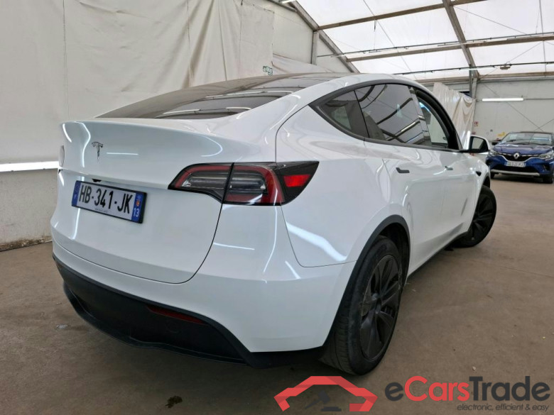 TESLA Model Y / 2020 / 5P / SUV Grande Autonomie RWD #6