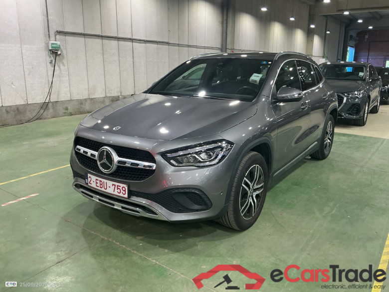 MERCEDES-BENZ GLA 1.3 GLA 250 E DCT LUXURY LINE #1