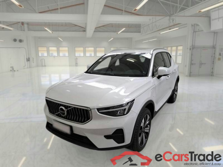 VOLVO XC40 / 2021 / 5P / SUV T5 RECHARGE PLUG-IN AUTO CORE #1