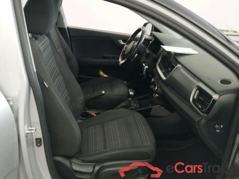 KIA Stonic / 2017 / 5P / todoterreno 1.0 T-GDi 88kW (120CV) MHEV Drive DCT #6