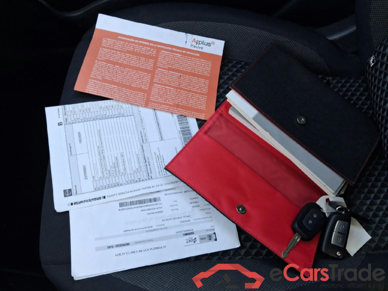 NISSAN Micra / 2017 / 5P / berlina con portón IG-T 68 kW (92 CV) E6D-F Acenta #5