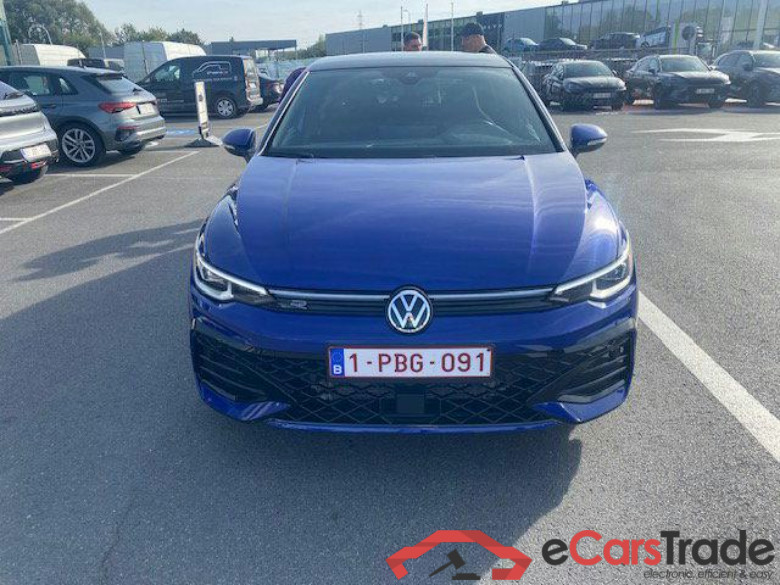 VOLKSWAGEN Golf VIII R-Line Business Premium 1.5 TSI 110 kW (150 ch) 6 vitesses manuel