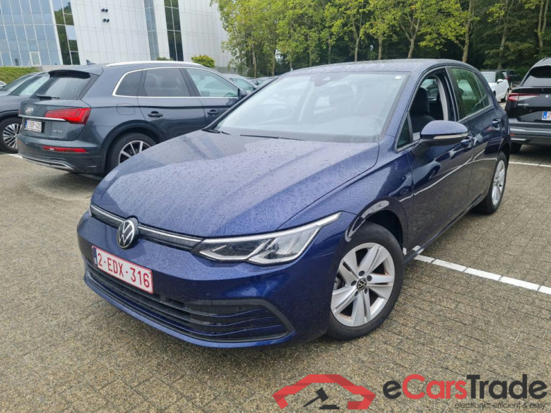 Volkswagen Golf 1.5 eTSI Mild-Hybrid Life Aut. LED Virtual Ambient Navi KeylessGo Klima PDC ...