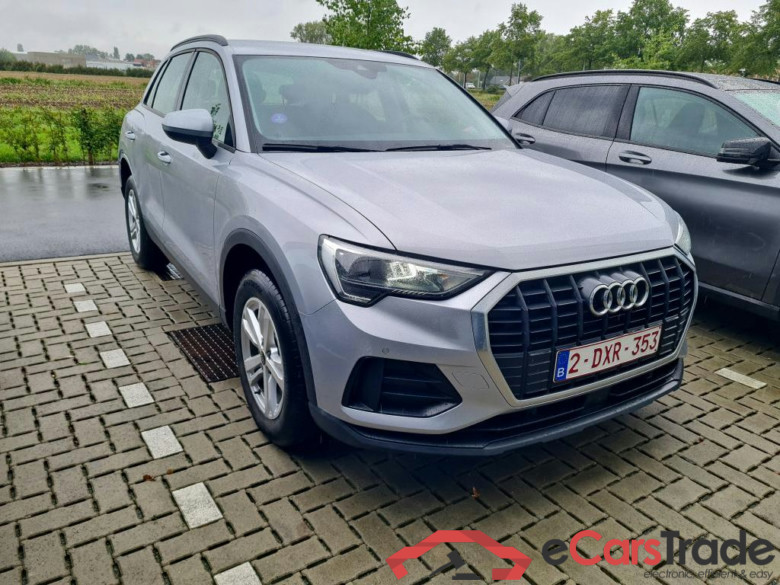 AUDI Q3 1.4 45 TFSI E S TRONIC #2