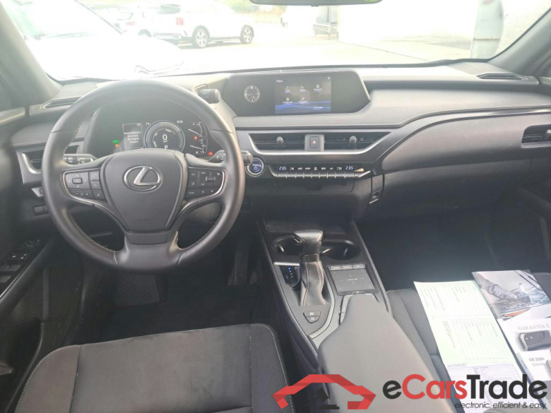LEXUS UX / 2018 / 5P / todoterreno 2.0 250h Business (AC2) #3