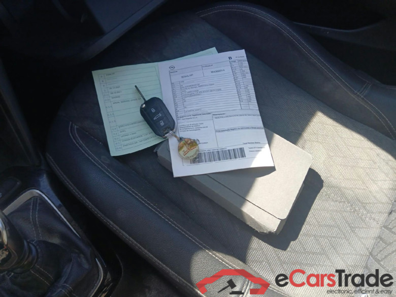 OPEL Corsa / 2019 / 5P / berlina con portón 1.2T XHL 74kW (100CV) Elegance (CX2) #5