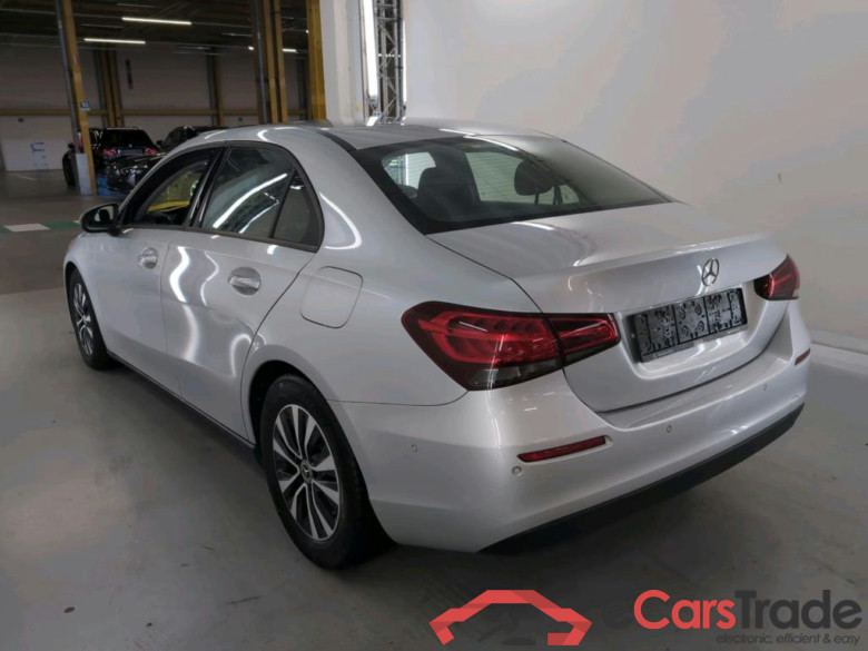 MERCEDES-BENZ A-Klasse 2.0 A 180 D BUSINESS SOLUTION DCT #3