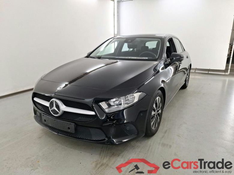 MERCEDES-BENZ CLASS A (W177) A 160 Business Solution