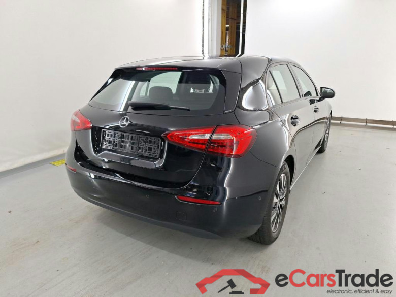 MERCEDES-BENZ CLASS A (W177) A 160 Business Solution #4