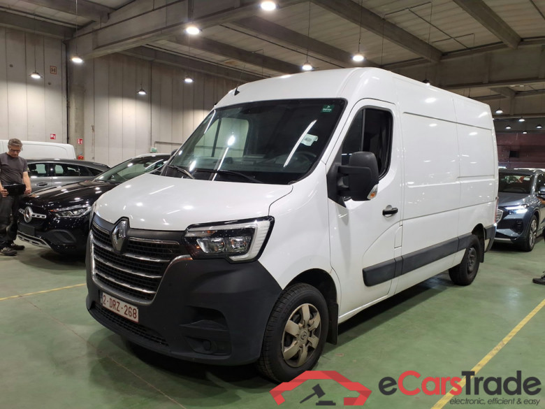 RENAULT MASTER 2.3 DCI 135 BLUE GRAND CONFORT L2H2 33