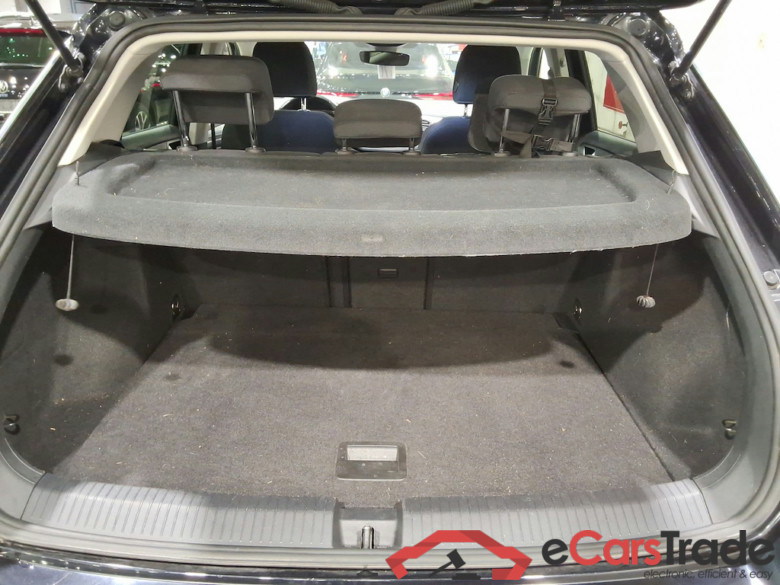 VOLKSWAGEN T-ROC 1.0 TSI ACTIVE #3