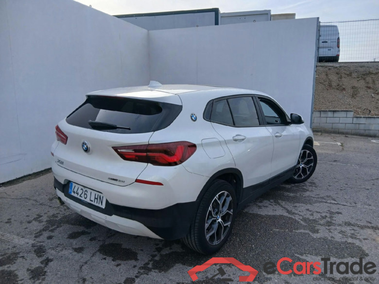 BMW X2 / 2017 / 5P / todoterreno sDrive18i (CX) #2