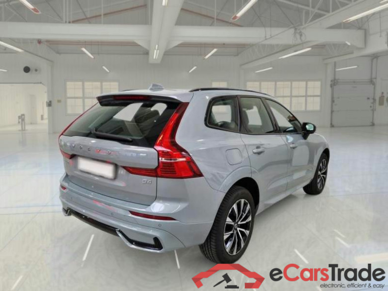 VOLVO XC60 / 2021 / 5P / SUV B4 D AUTOMATICO PLUS DARK #2