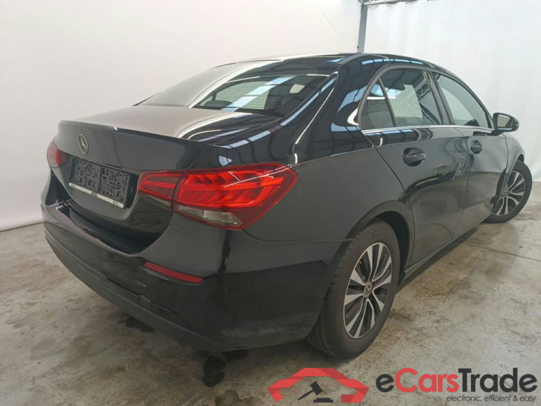 Mercedes-Benz A-Klasse Limousine A 200 d 4d #2